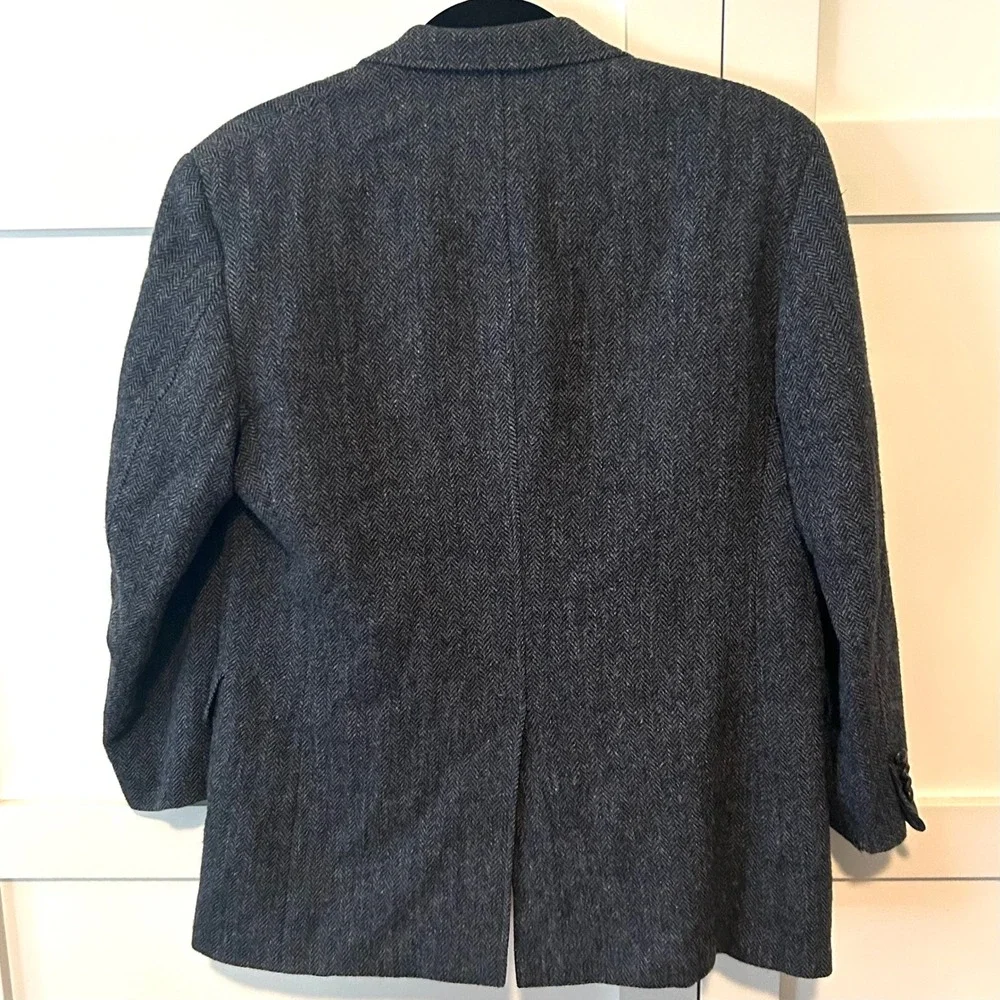 JoS. A. Bank Men's Grey‎ and Black Harris Tweed Wool Sport Coat in Size 42 L